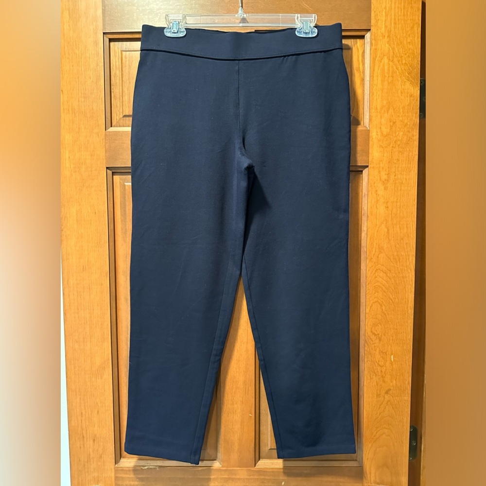 Never worn Yoga/activewear